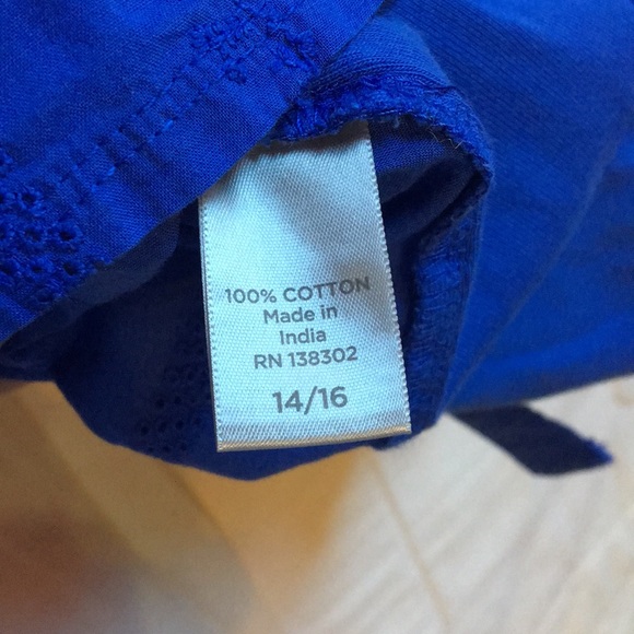 Avenue blue button top - Picture 6 of 6